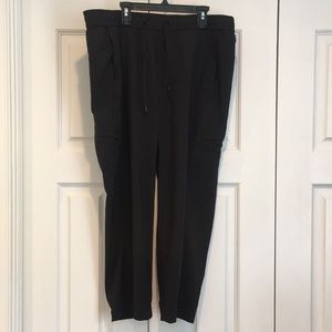 Eddie Bauer athletic pants for women’s